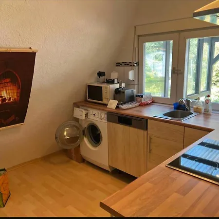 Haeuschen Zwischen Wald Und Balksee Dom wakacyjny